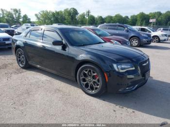  Salvage Chrysler 300