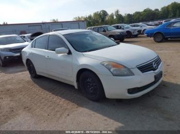  Salvage Nissan Altima