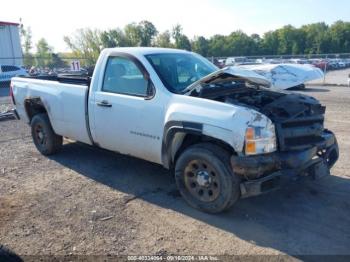  Salvage Chevrolet Silverado 1500