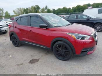  Salvage Nissan Kicks