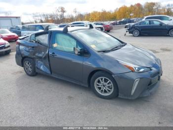  Salvage Toyota Prius