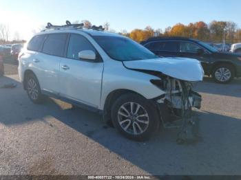  Salvage Nissan Pathfinder