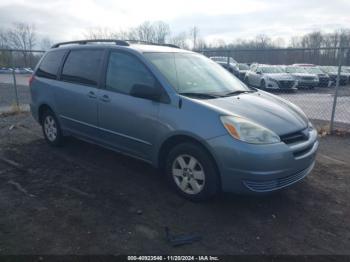  Salvage Toyota Sienna