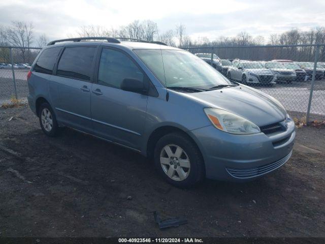  Salvage Toyota Sienna