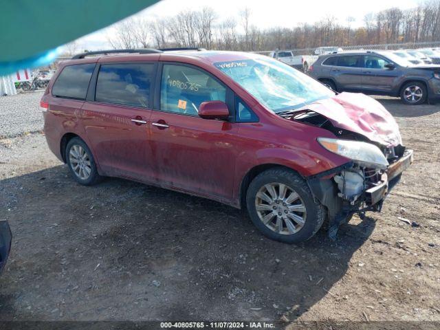  Salvage Toyota Sienna