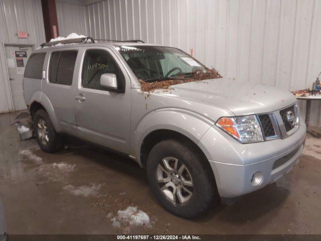  Salvage Nissan Pathfinder