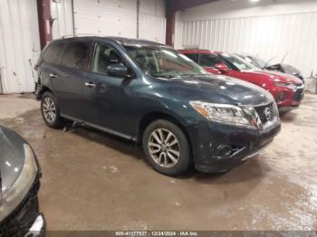  Salvage Nissan Pathfinder