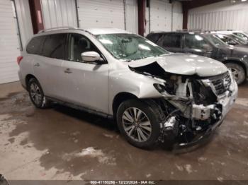  Salvage Nissan Pathfinder