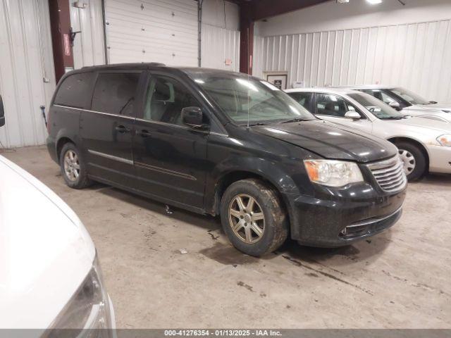  Salvage Chrysler Town & Country