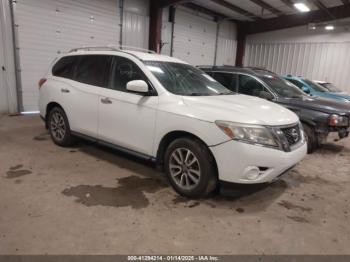  Salvage Nissan Pathfinder