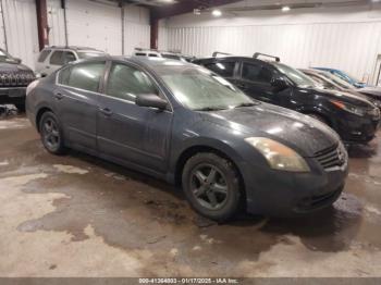  Salvage Nissan Altima