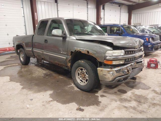  Salvage Chevrolet Silverado 2500