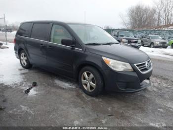  Salvage Volkswagen Routan