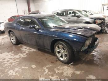  Salvage Dodge Challenger