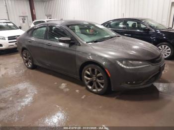  Salvage Chrysler 200