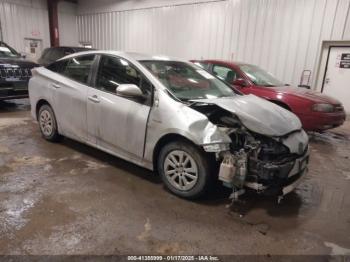  Salvage Toyota Prius