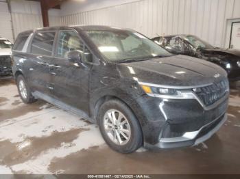  Salvage Kia Carnival
