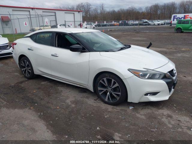  Salvage Nissan Maxima