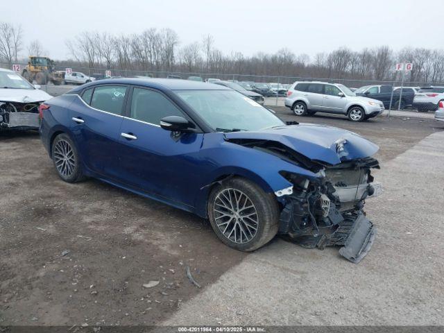  Salvage Nissan Maxima