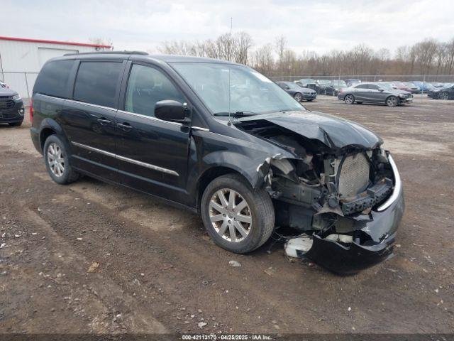  Salvage Chrysler Town & Country