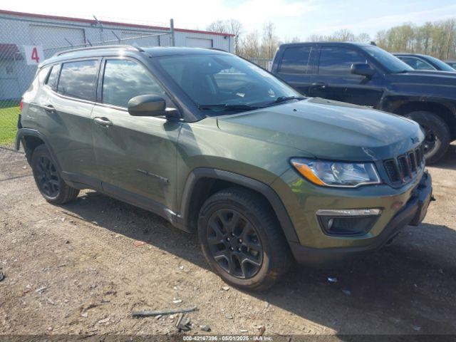  Salvage Jeep Compass