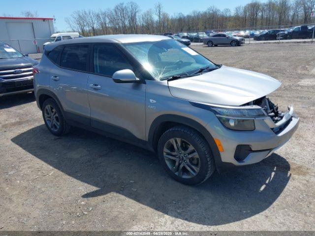  Salvage Kia Seltos
