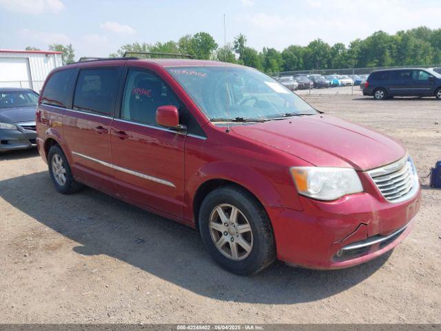  Salvage Chrysler Town & Country