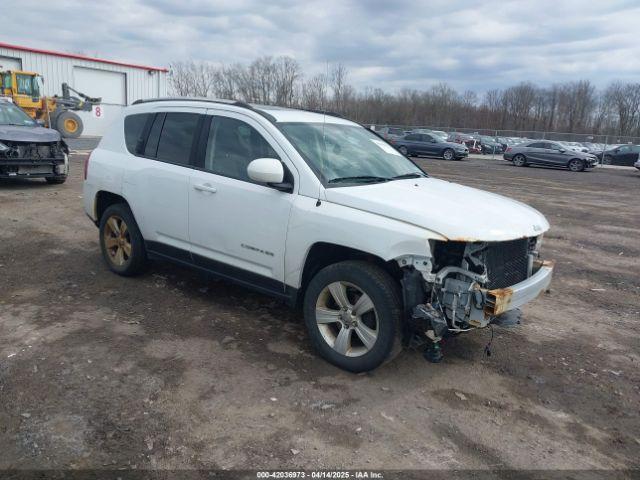  Salvage Jeep Compass