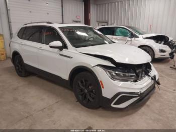  Salvage Volkswagen Tiguan