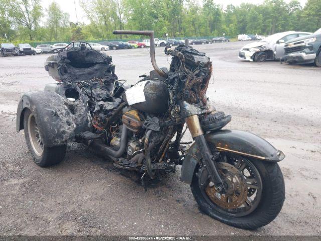  Salvage Harley-Davidson Flhtcutg