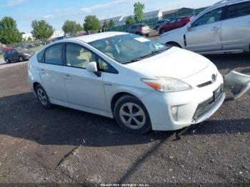  Salvage Toyota Prius