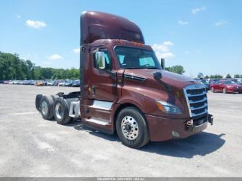  Salvage Freightliner New Cascadia 126