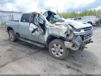  Salvage Chevrolet Silverado 2500