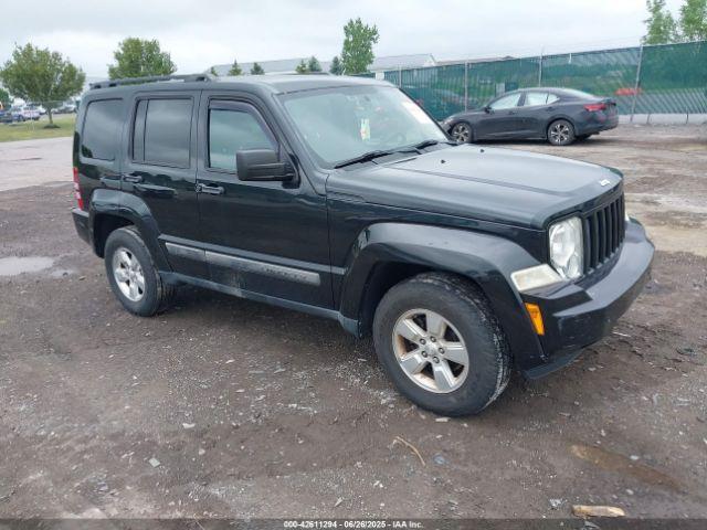  Salvage Jeep Liberty