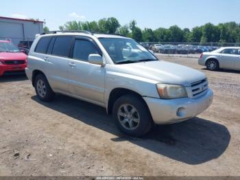  Salvage Toyota Highlander