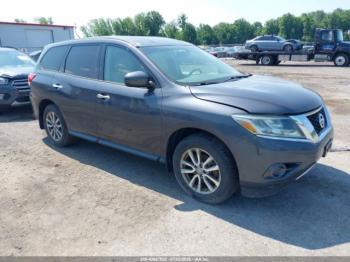  Salvage Nissan Pathfinder