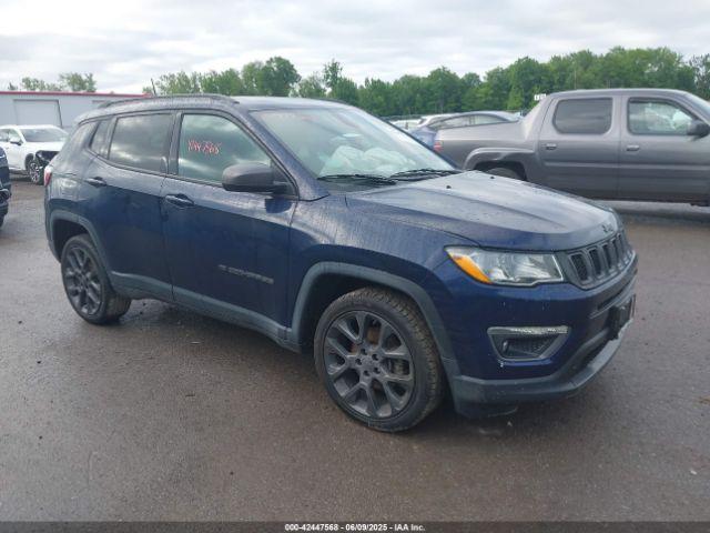  Salvage Jeep Compass