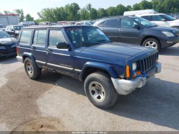  Salvage Jeep Cherokee