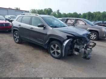  Salvage Jeep Cherokee