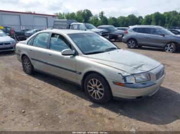  Salvage Volvo S80