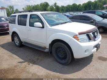  Salvage Nissan Pathfinder