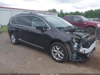  Salvage Chrysler Pacifica
