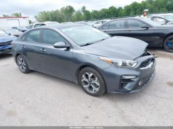  Salvage Kia Forte
