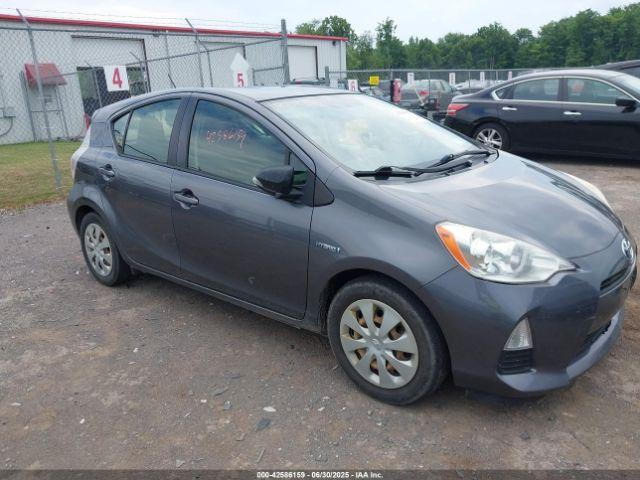  Salvage Toyota Prius c