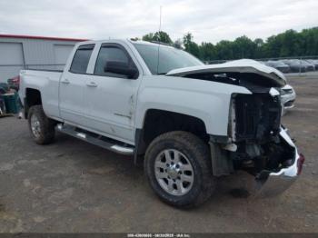  Salvage Chevrolet Silverado 2500