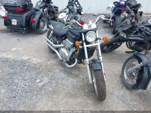  Salvage Honda Vf750