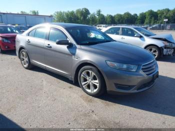  Salvage Ford Taurus