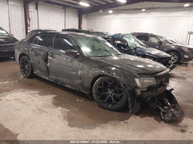  Salvage Chrysler 300
