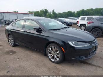  Salvage Chrysler 200