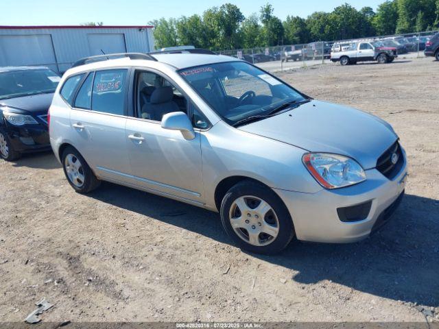  Salvage Kia Rondo